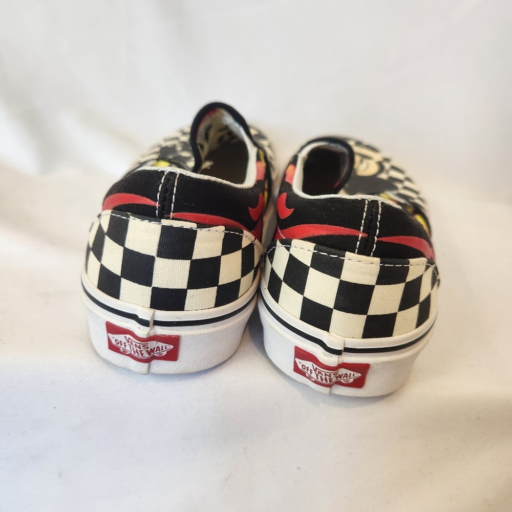 Mickey Mouse Vans - Picture 3 of 5